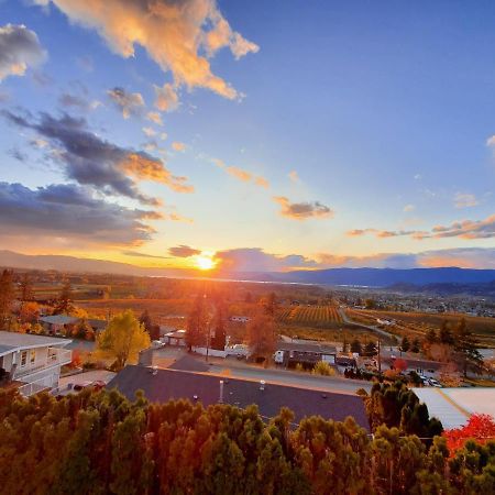 Acker Vacation Rentals Kelowna Exterior foto