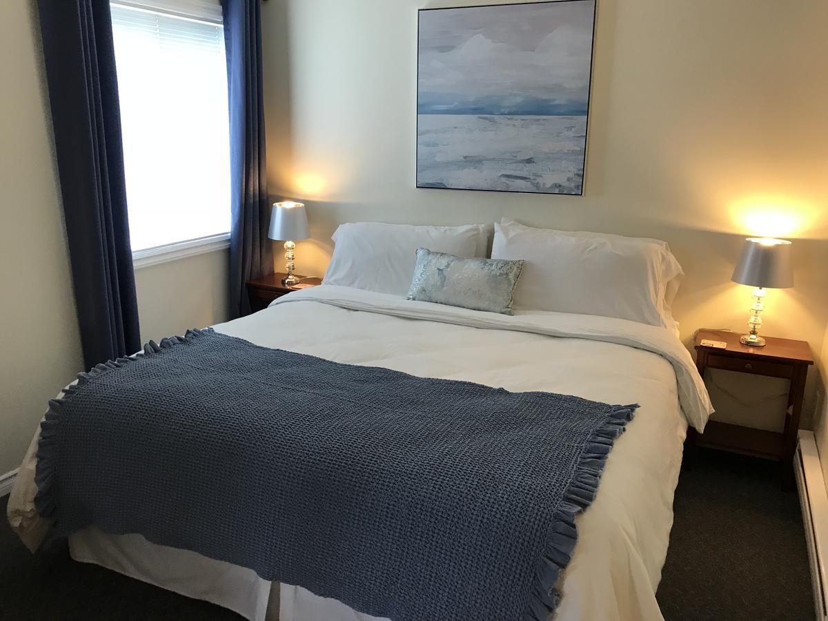 Acker Vacation Rentals Kelowna Exterior foto