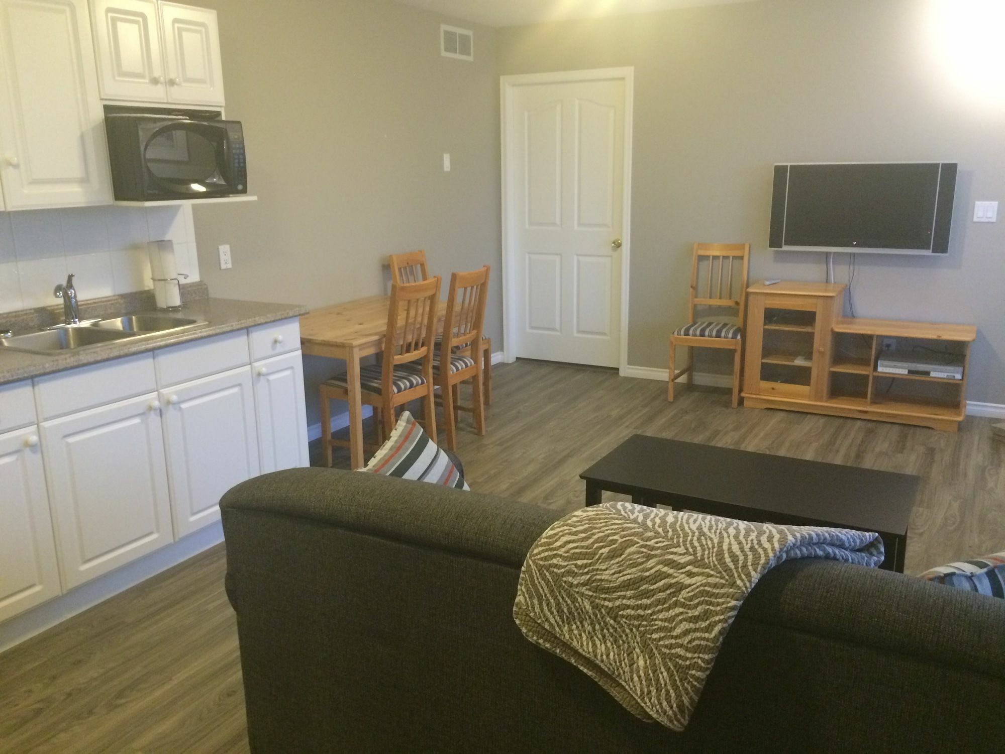 Acker Vacation Rentals Kelowna Exterior foto